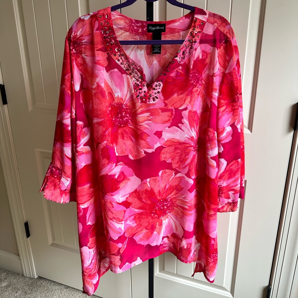 Maggie Barnes Plus Size Pink/Fuchsia Bejeweled Floral Tunic 3X